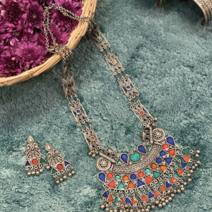 raw radiance afghani long neckpiece