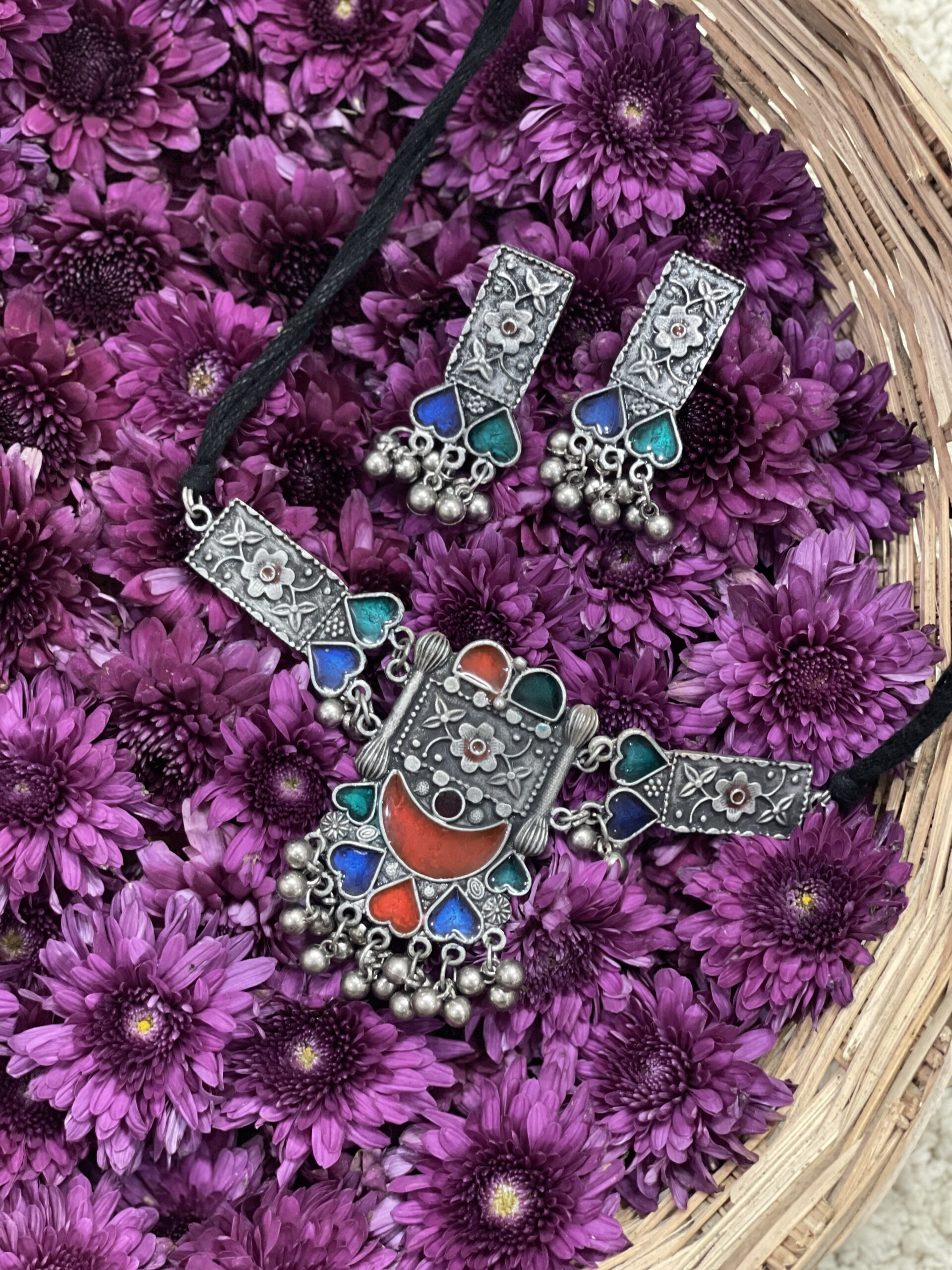 layered love afghani choker set