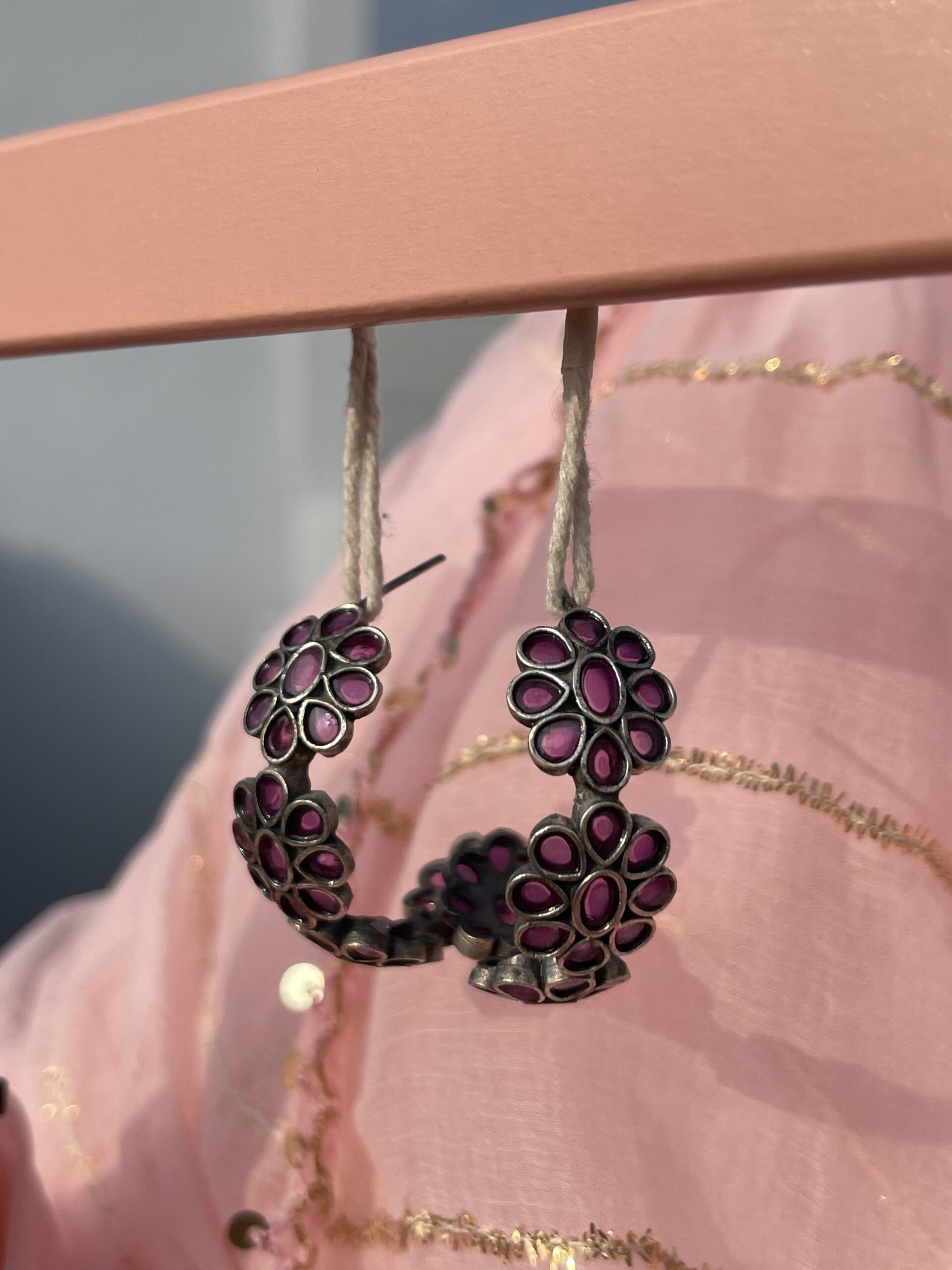 muskaan half hoop earrings- Ruby muskaan half hoop earrings- Ruby
