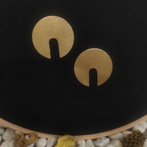 golu gufaa earrings