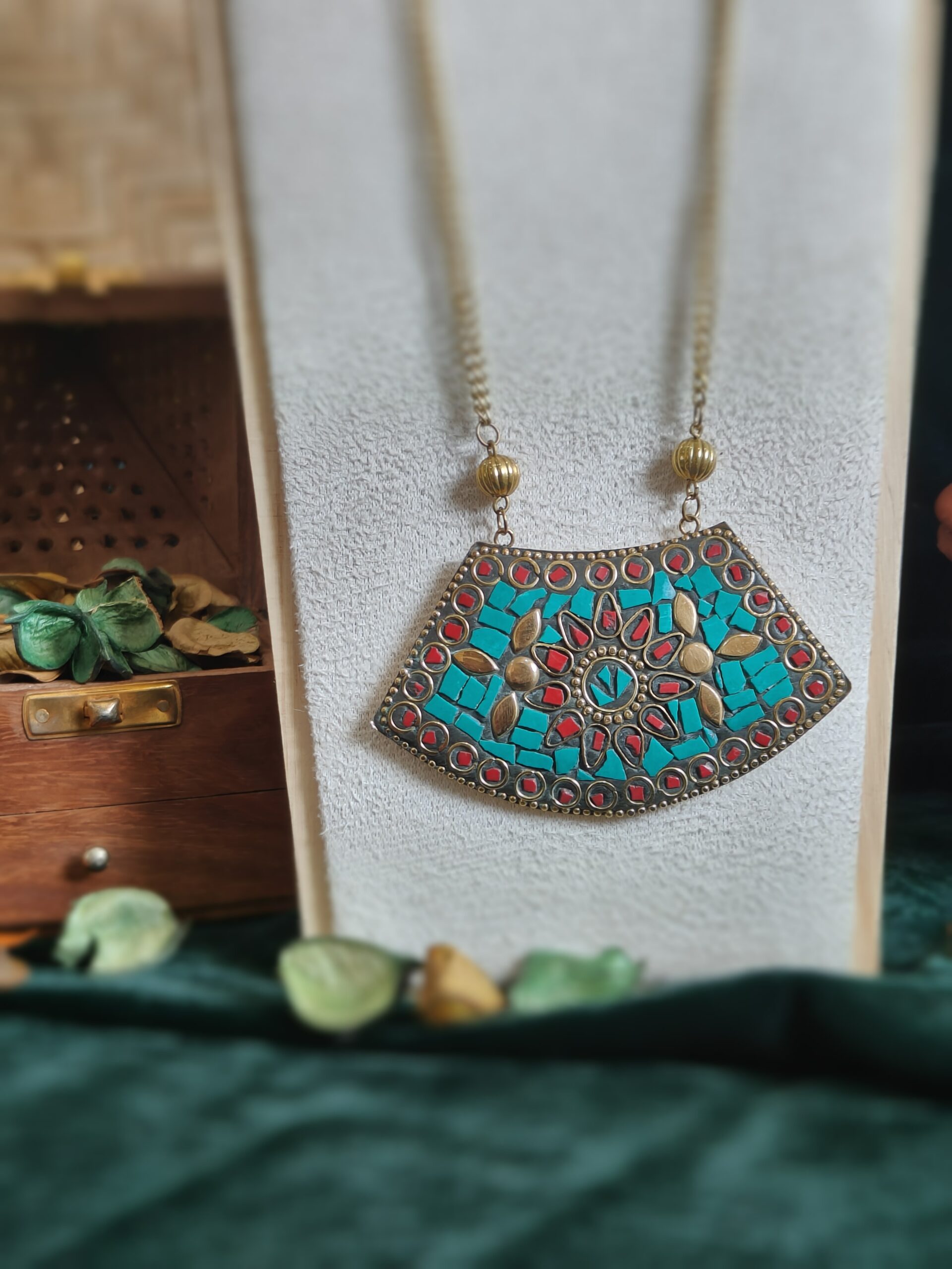 neel mehraab necklace
