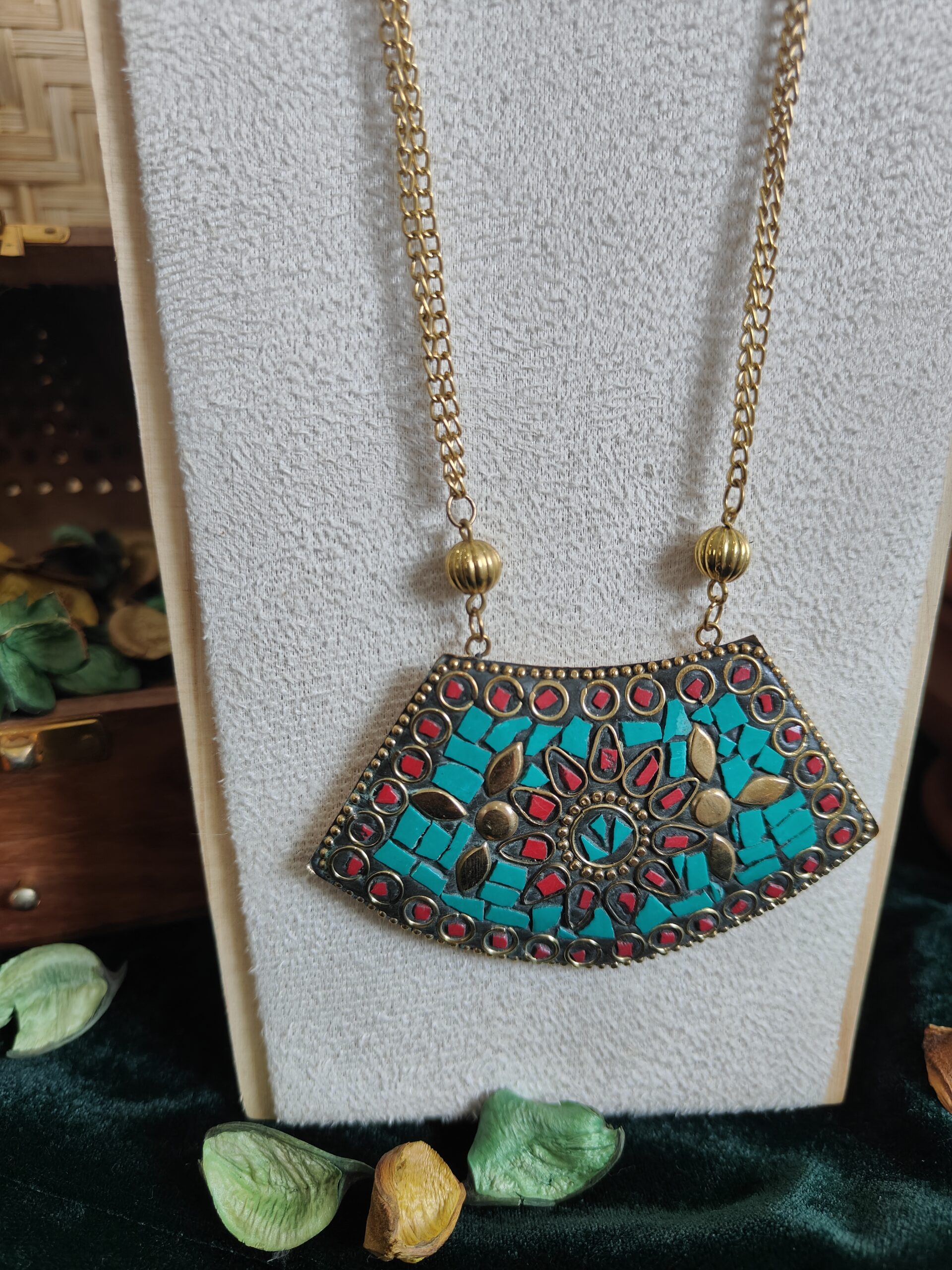 neel mehraab necklace