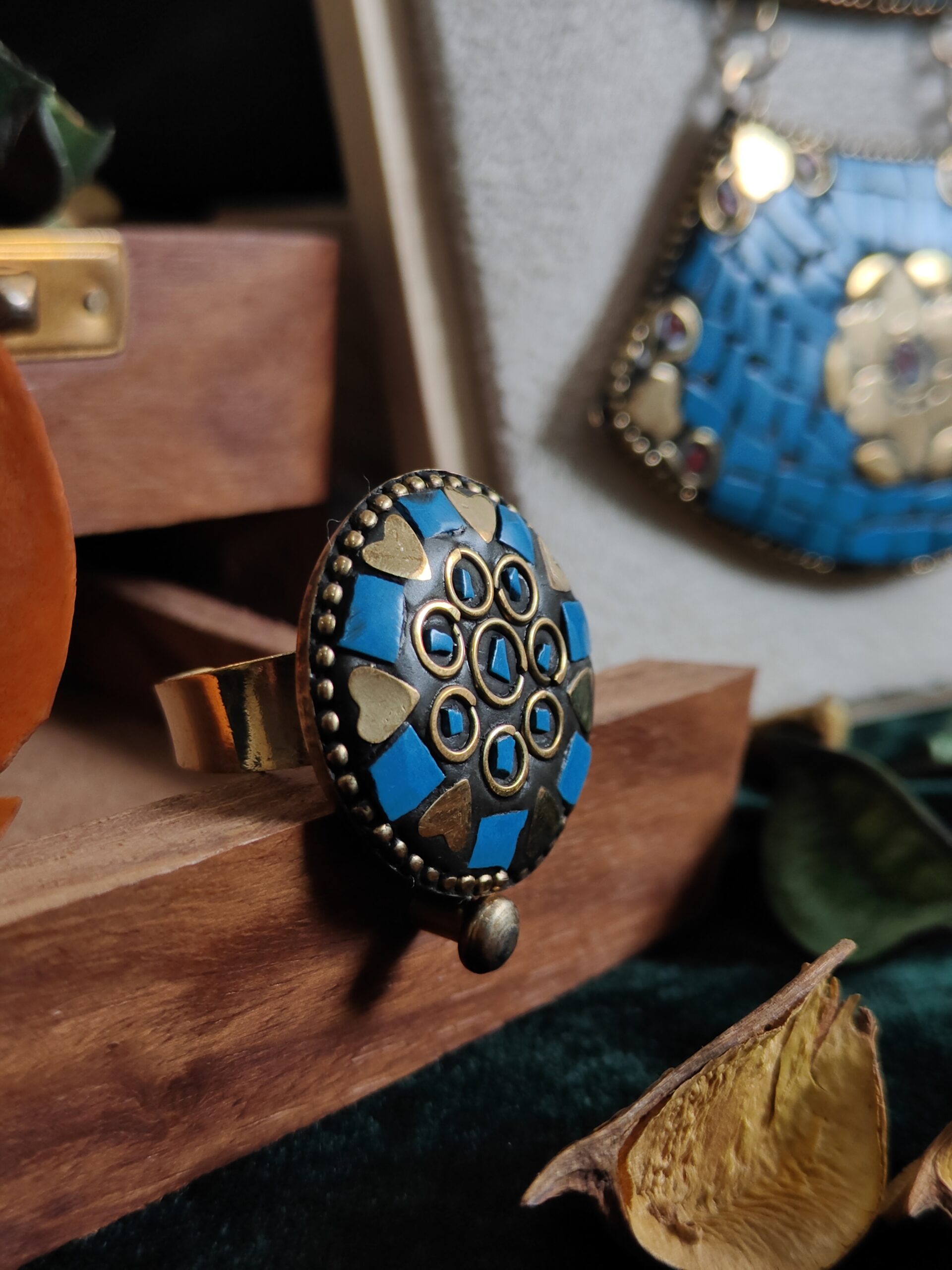 shyamal mehraab necklace