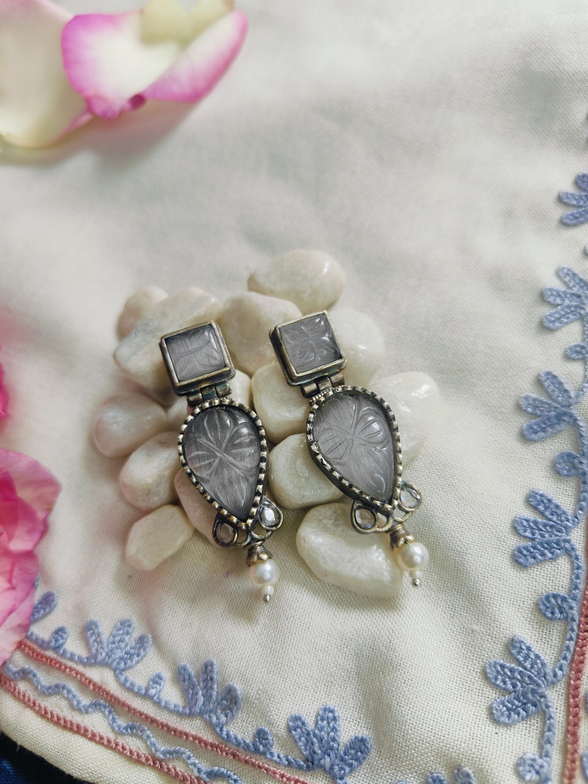 shikha dropdown studs