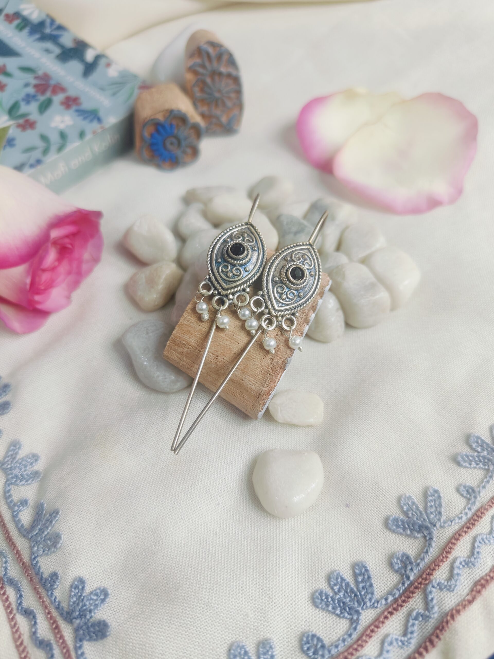 Raazi Ghungru Earcuffs