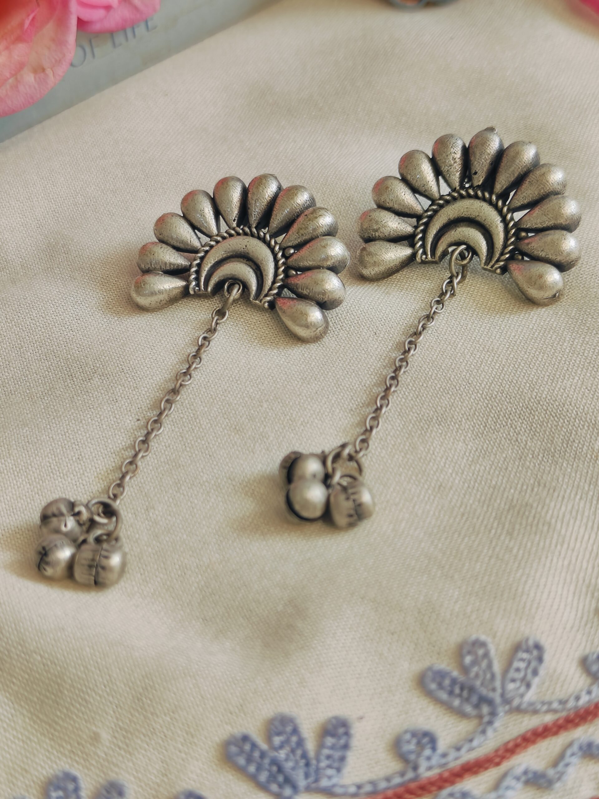 phoolmati small earring